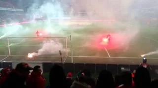 Standard Liège - Feyenoord pyro,fumigènes