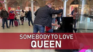 Guy SLAMS Coins on Piano - Queen Somebody to Love! Cole Lam 12 Years Old