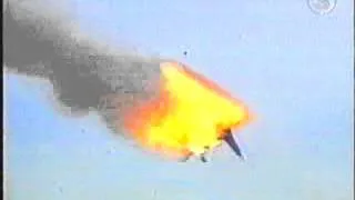 Russian MiG-29s Crash with 2 Jet Fighters in Mid-Air Collision Pilots Eject Fairford Airshow England