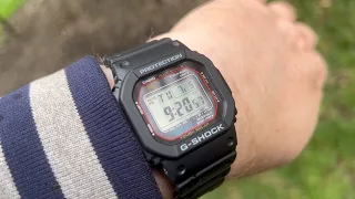 Casio G-Shock GW-M5610U-1CF - Wrist Roll