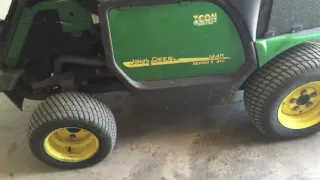 John Deere 1445