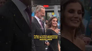 Rey Felipe VI y Reina Letizia guapísimos en los Premios Princesa de Asturias 2023