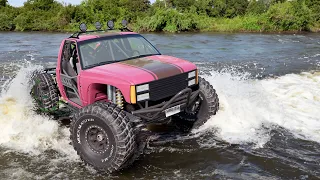 Which BeamNG Car Can Survive The Most DANGEROUS River Rapid Ever?