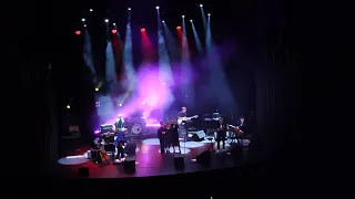 Novi Fosili - Djeca ljubavi (Live in Belgrade)