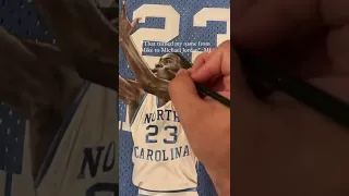 He drew Michael Jordan's Game-Winner on a UNC jersey. 🤯😱 #shorts