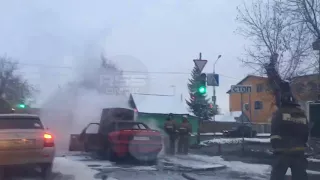 Сгорела машина на 33-й Северной, Омск