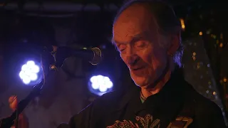 Martin Carthy performs 'Scarborough Fair' (Live at The Broadside Hacks Folk Club)