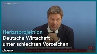 Vorstellung der Herbstprojektion der Bundesregierung mit Robert Habeck (Grüne)