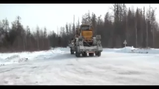 Бездорожье, российские грузовики Уралы, КраЗы, Камазы по грязи и воде