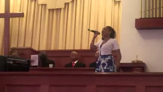 Daughter Sings at Mom's Funeral