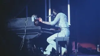 Queen - Killer Queen (Live Montage 1974 - 1985)