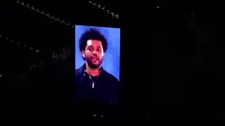 The Weeknd Lost His Voice In The Middle Of His Concert 😱