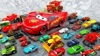 Unpacking the new BIG Lightning McQueen | Looking For Disney Pixar Cars : Tow Mater, Arvy, Ramon