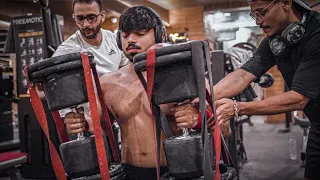 AA GAYA INDIA KA SABSE BADA DUMBBELL - 140 KG ON MY CHEST 🔥