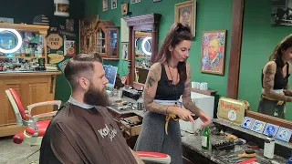💈ASMR💈 relaxing haircut and massage -- ASMR. lady barber cuts clients hair at oldschool barbershop