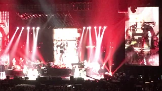 Paul McCartney: "Let 'Em In" Live in AZ (2019)