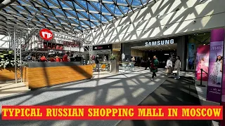 4K RUSSIA UNDER SANCTIONS: TYPICAL SHOPPING MALL IN THE CENTER OF MOSCOW