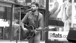 Passenger - Life's For The Living - 17.06.2012 Busking @ Hamburg Spitalerstrasse