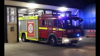 [HI-LO SIREN] London Fire Brigade Fire Rescue Unit A236 Euston responding to a car crash