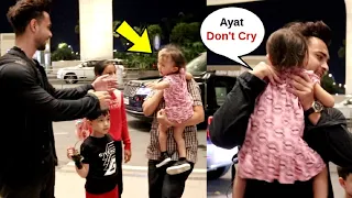 Aayush Sharma Daughter Ayat Sharma Crying At Airport