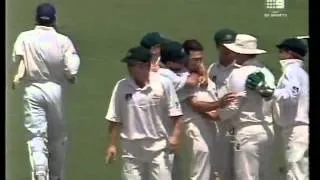 Demon inswinging yorker in cricket      the best I have ever seen     3