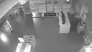 Sprint attempted robbery 8-2-15