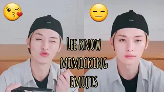 [ENG] Lee Know Q&A sessions and mimick emojis ( LeeKnow Ri Bang 210723) | Stray Kids Vlive