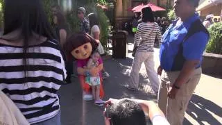 Nikki Levu meets simpson family, spongebob, Dora at Universal Studio July 2014