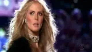 Heidi Klum Victoria's Secret 2005 Fashion Show Part 2