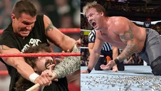 10 اسلحة تم استخدامها بشكل بشع في WWE ... لو كنت صاحب قلب ضعيف فلا تشاهد الفيديو