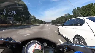 Spesis suka mencucuk kat highway ni bila kena potong mesti sentap...tengok ni siap nak menghimpit..