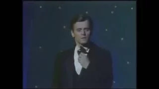 Baryshnikov dances Sinatra and more ballet Sinatra Suits, full version Solo