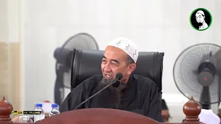 Hukum Tipu Bini Elak Pergaduhan - Ustaz Azhar Idrus