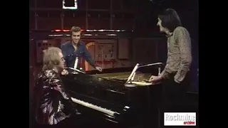 The Old Grey Whistle Test S01E12 BBC Two, 7th December 1971 with sessions by Fanny and Elton John