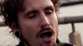 'Losing You' - John Butler & Mama Kin