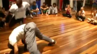 Mais um Movimento Novo da Capoeira Carioca