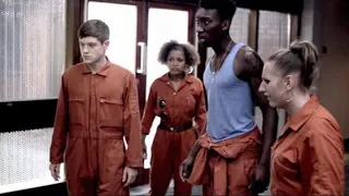 Misfits: 1x01 - Curtis Rewinds Time and Saves Kelly