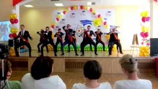 Crazy Russian students dance HAKA! (Или хака по-русски)))