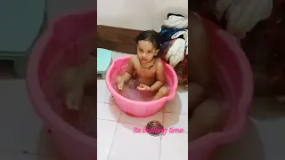 chhote chhote tamashe#bathingtime😘😘😘