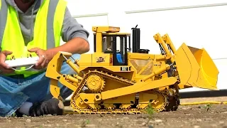 YouTube GOLD -  58lb BULL DOZER D10T RiPS ME a NEW ONE! (s1 e8) | RC ADVENTURES