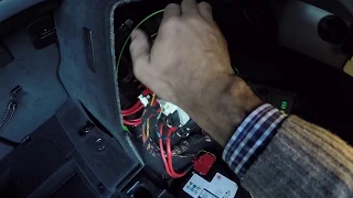 How do you remove the battery? BMW Serie 3 F30 F31