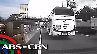 TV Patrol: Viral, bus na nanggitgit ng kotse sa SLEx