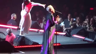 P!NK - Who Knew (live) - Beautiful Trauma World Tour @ Paris, La Défense Arena (03/07/2019)