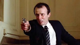 JONATHAN BANKS | 48 Hrs. (1982)