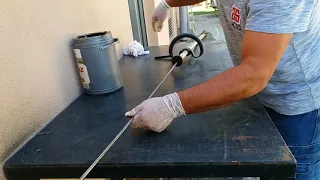 Tırpan makinasının şaftı nasıl yağlanır.How to lubricate and assemble the blade of a scythe machine.