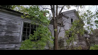 "Eerie Vibes" Farmhouse ~ Abandoned Explore ~ Ohio ~