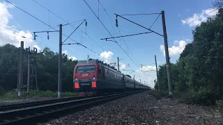 Электровоз ЭП1М-461 с поездом №260А Санкт-Петербург - Анапа
