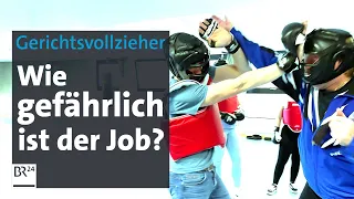 Schutzwesten & Pfefferspray: Gerichtsvollzieher bei der Arbeit | Die Story | Kontrovers | BR24