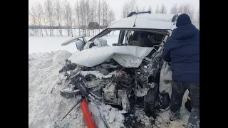 Протаранили "Рено" с двух сторон: Смертельное тройное ДТП в Краснокамском районе