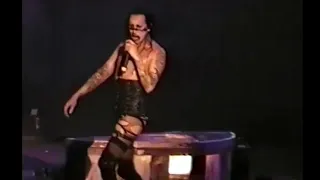 Marilyn Manson in live 2001/08/09 Wantagh, NY